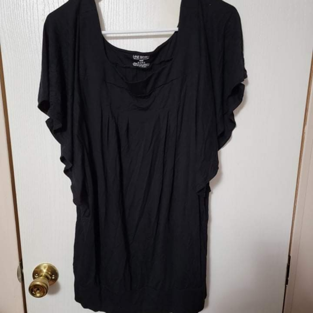 Black shirt